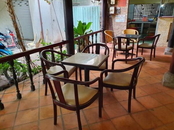 Ban Ghe Cafe1 2 600x450 1 3
